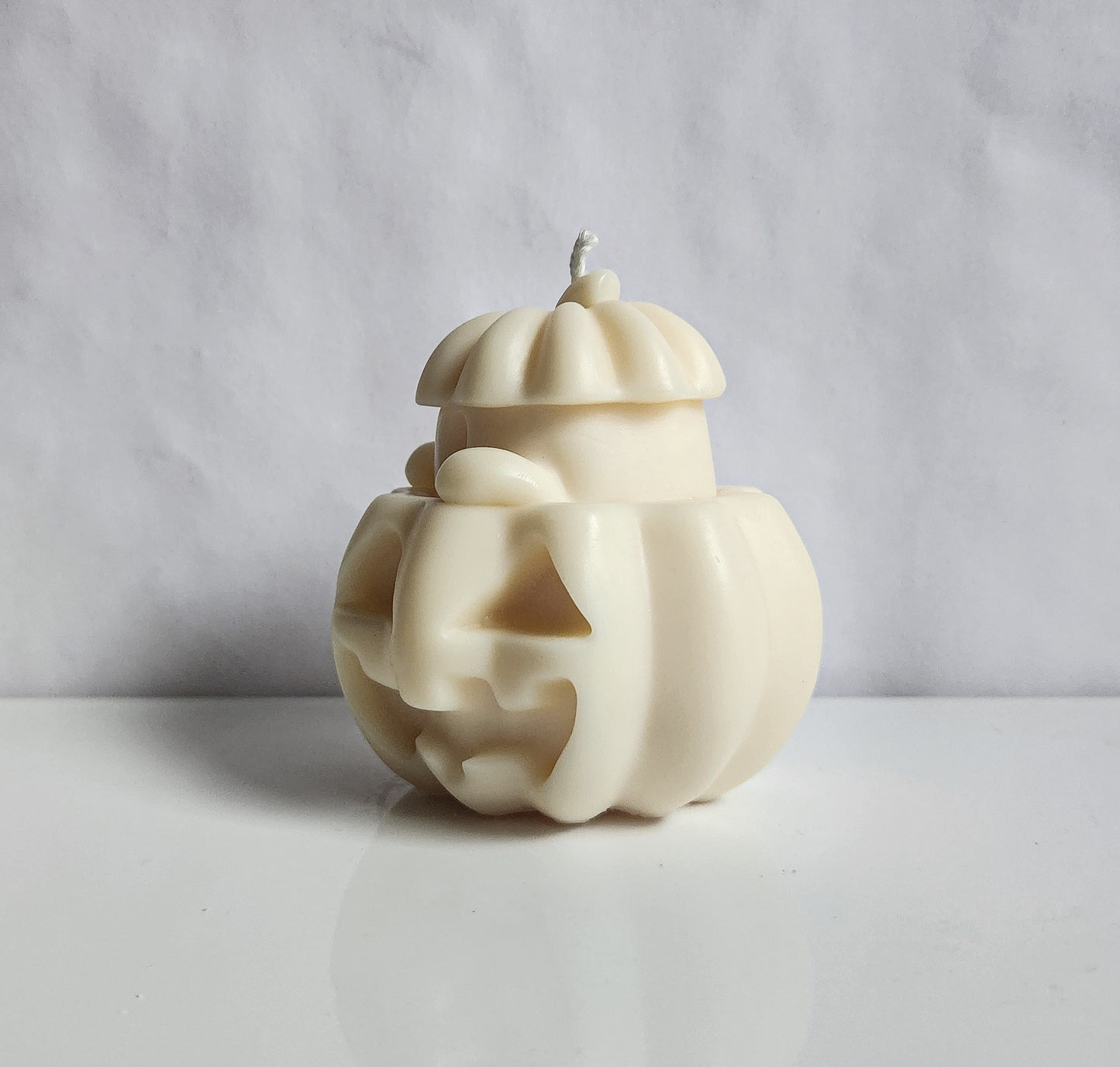 Phantom Pumpkin Crown Ghost Candle