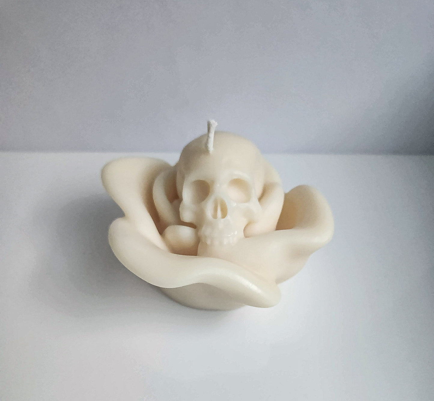 Skull Blossom Candle