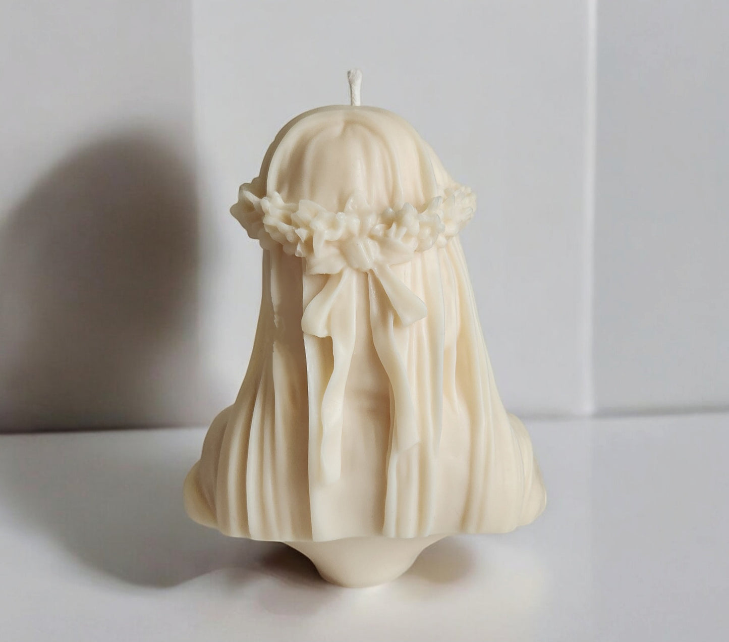 Ghostly Mourning: The Veiled Queen Candle (Huge)