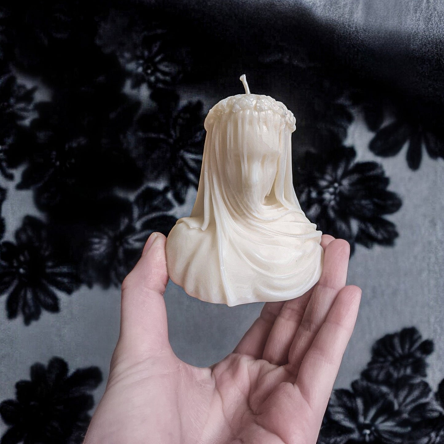 Veiled Maiden Candle (Small)