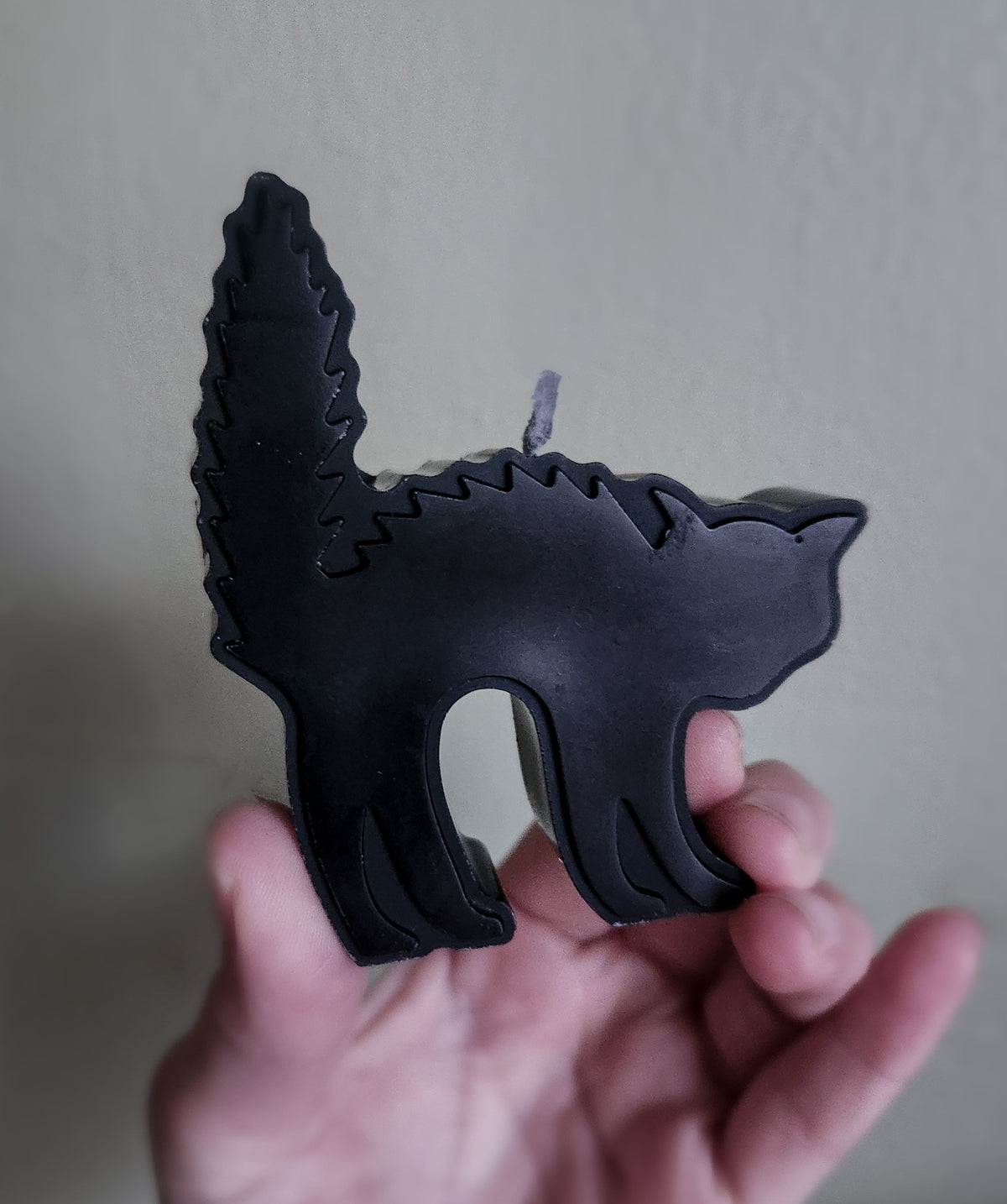 Black Hiss-teria Cat Candle