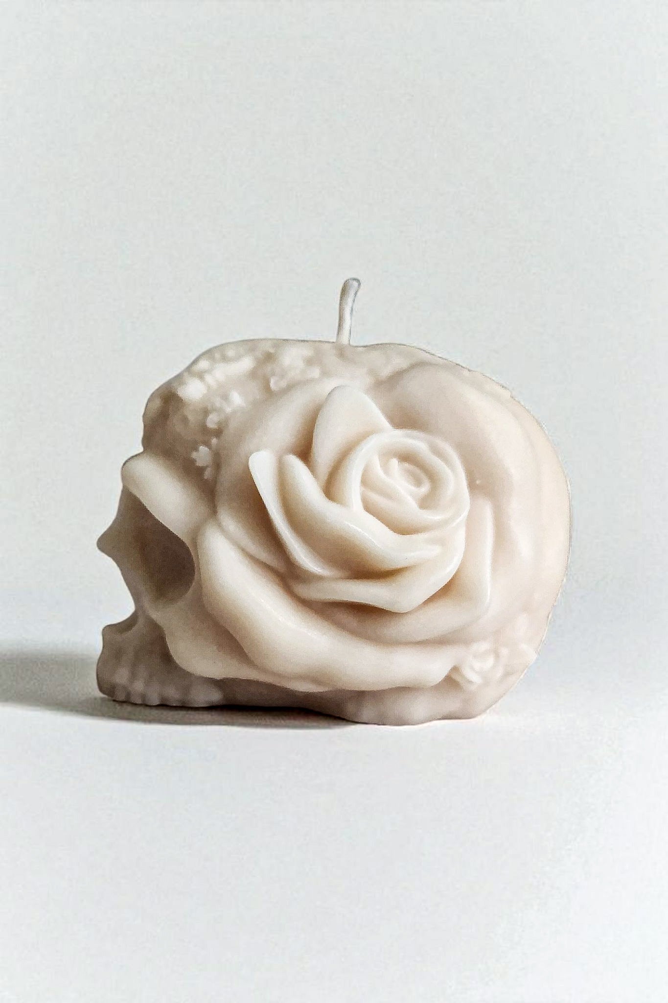 Eternal Mourning Skull Candle