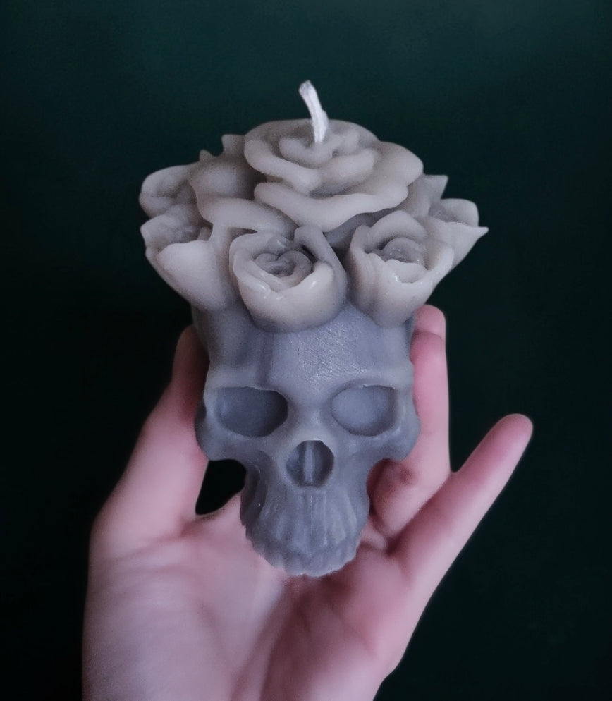 Roses for the Departed Skull Candle