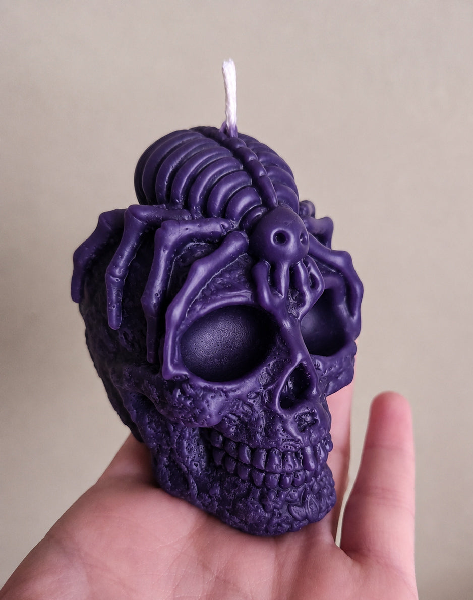 Arachnid Royal Crown Skull Candle (Small)