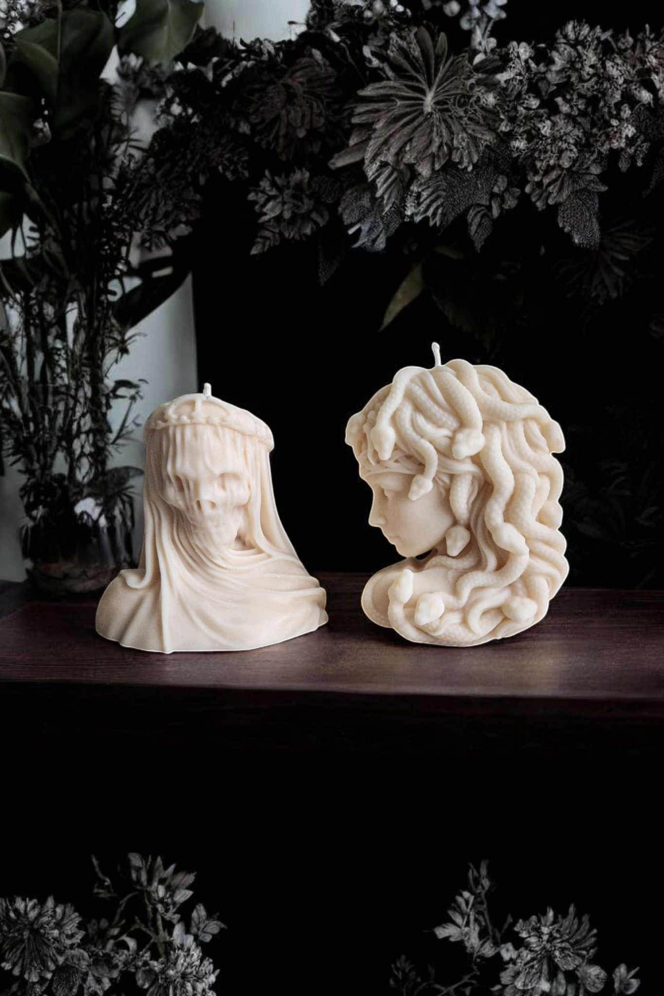 Crown of Shadows Veiled Death Skull Candle (Large)