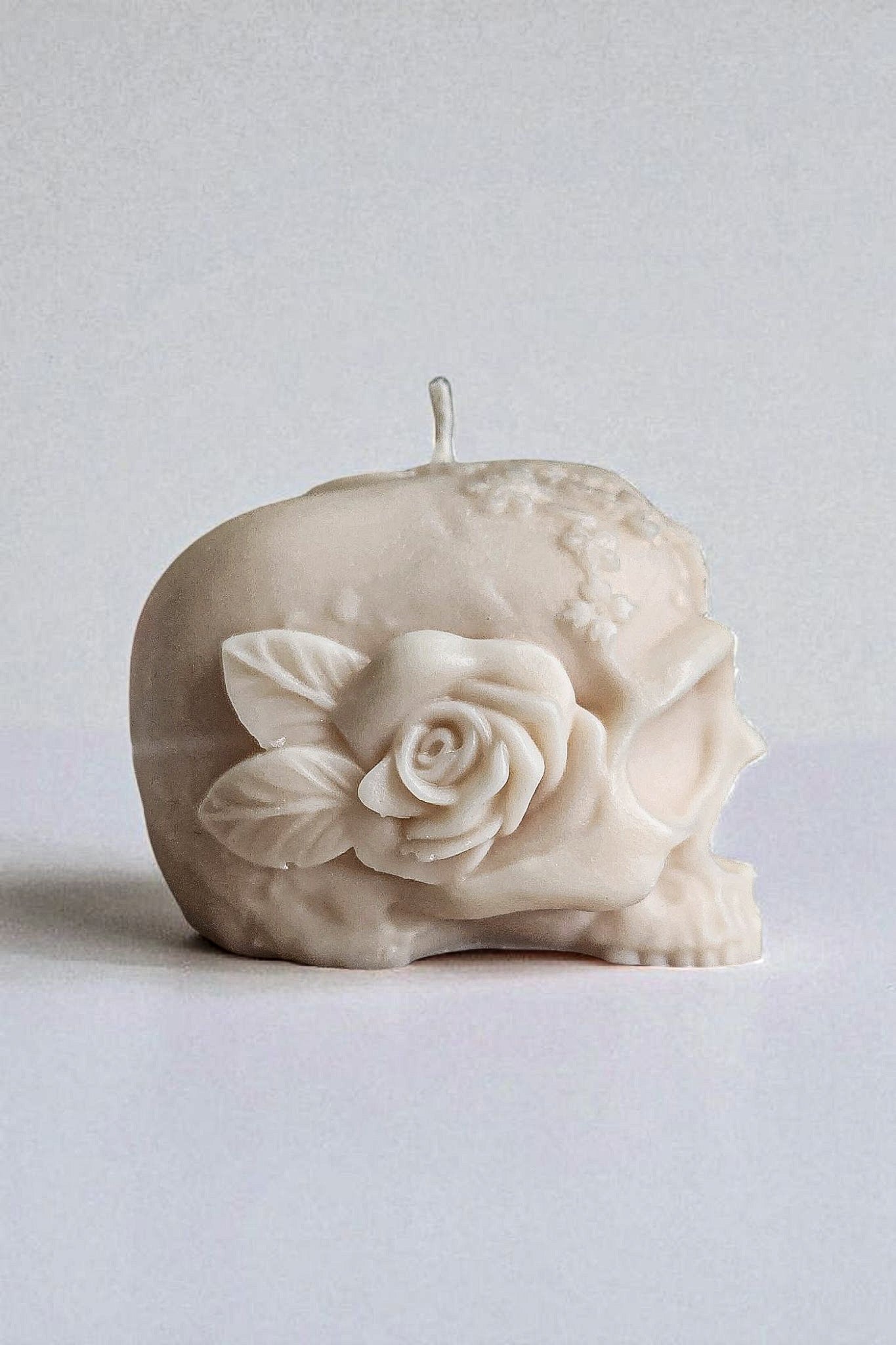 Eternal Mourning Skull Candle