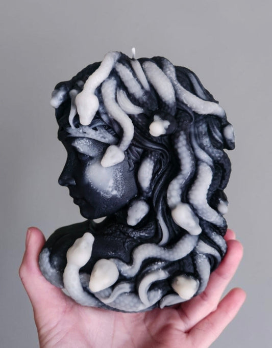 Medusa's Gaze: Serpent's Marble Veil Candle (Large)