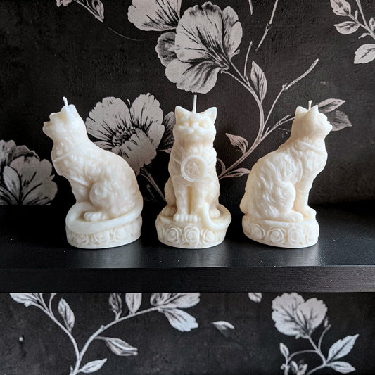 Floral Throne Kitty Candle