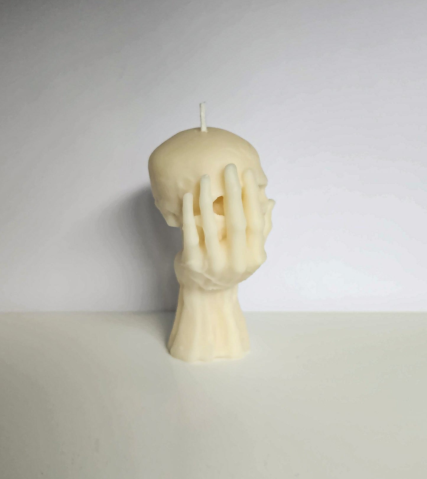 Skull Embrace Candle