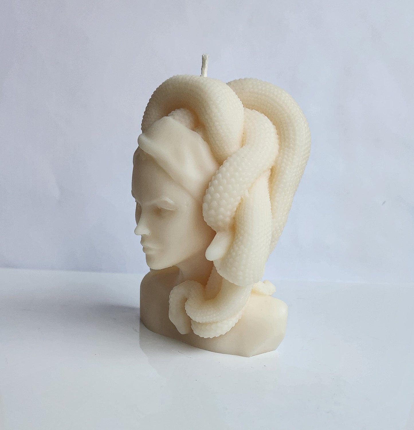 Serpentine Glow: The Medusa