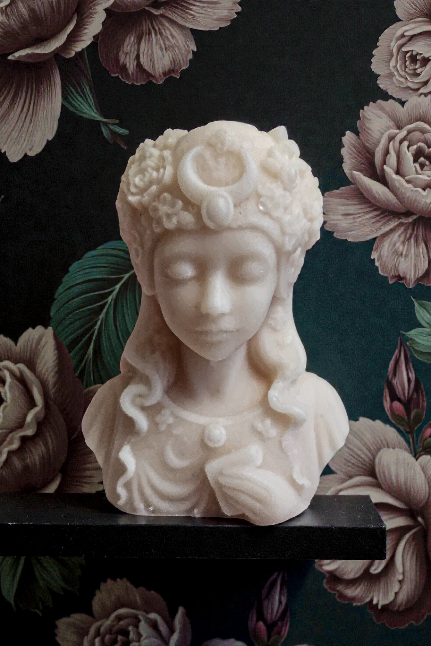 The Floral Oracle of the Moon Candle