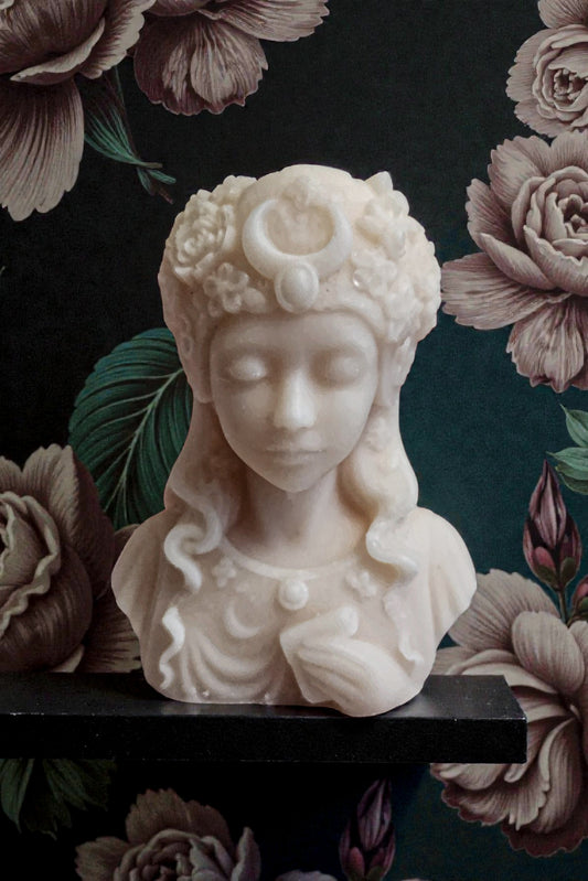 The Floral Oracle of the Moon Candle