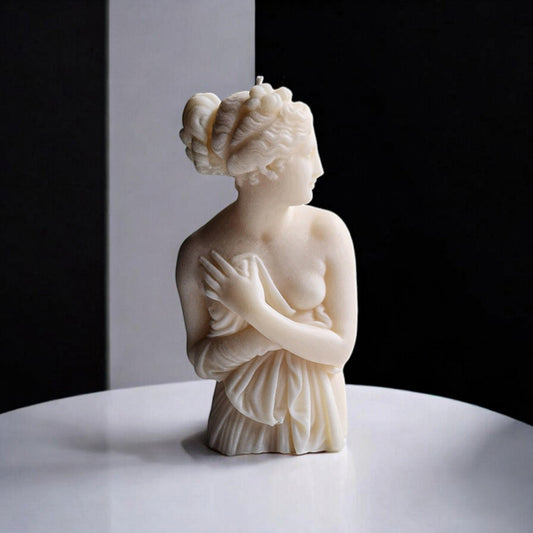 Shy Goddess Venus Candle