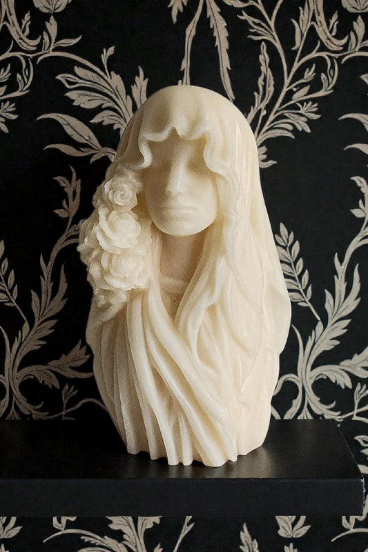 Floral Veiled Beauty Candle