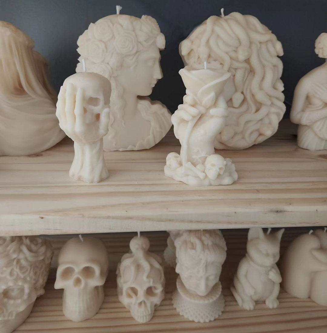 Skull Embrace Candle