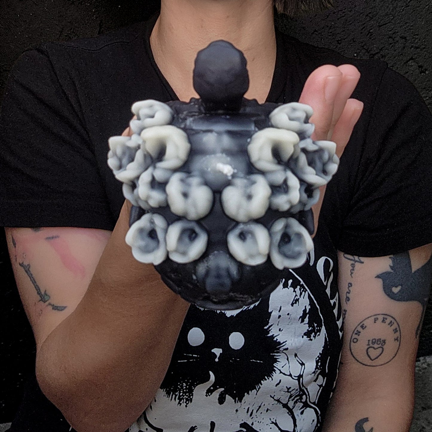 Garden of Shadows Turtle Candle