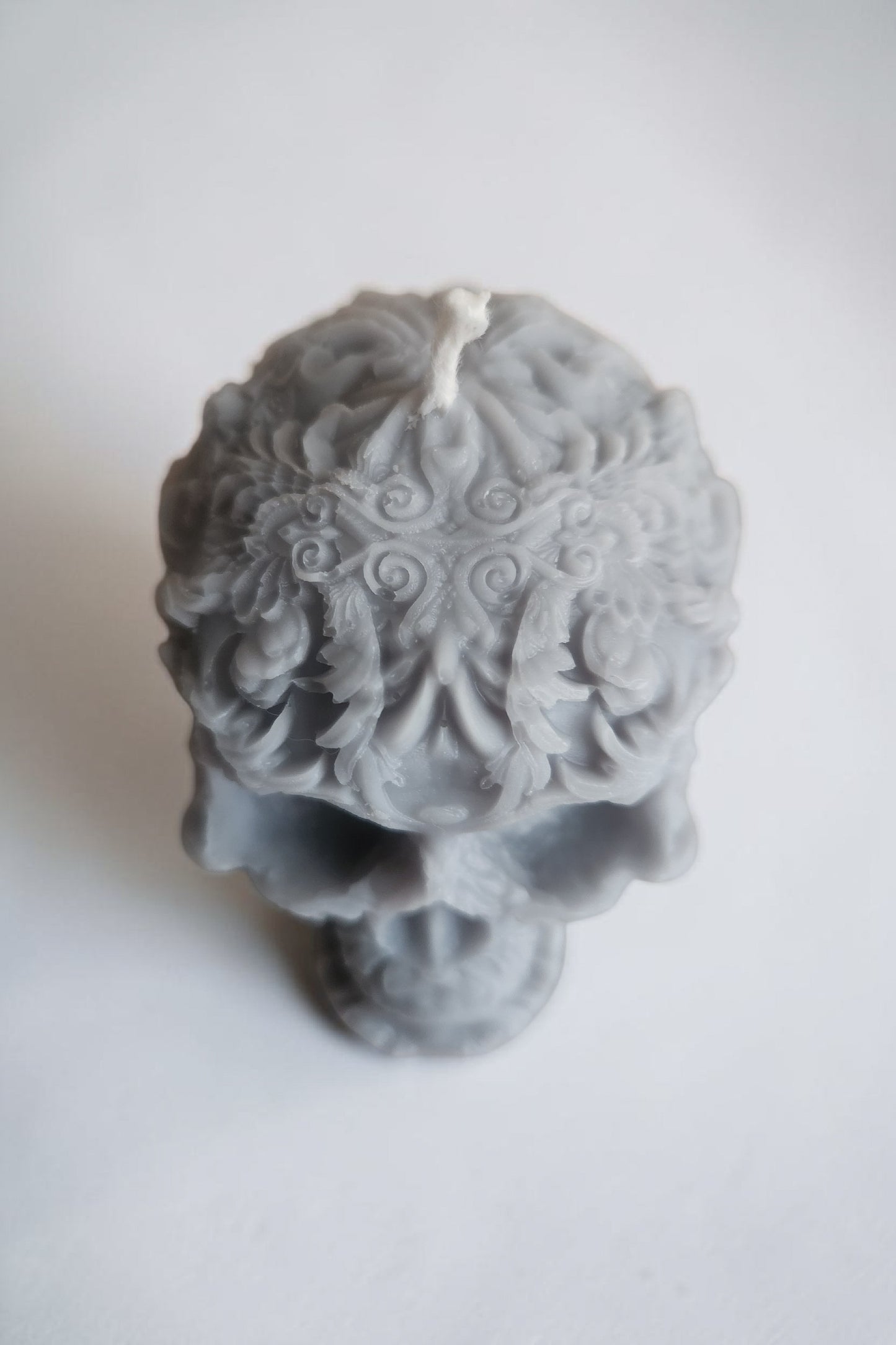 Eternal Shadow Floral Skull Candle