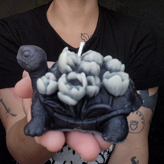 Garden of Shadows Turtle Candle