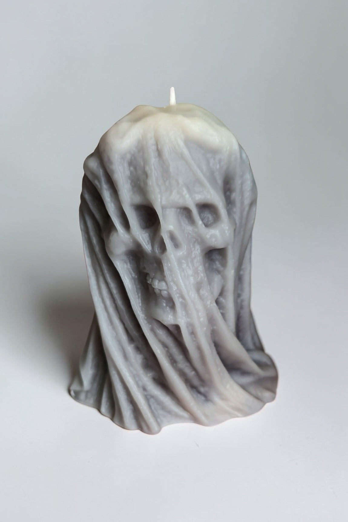 Marble Veil Skull Candle (Small)
