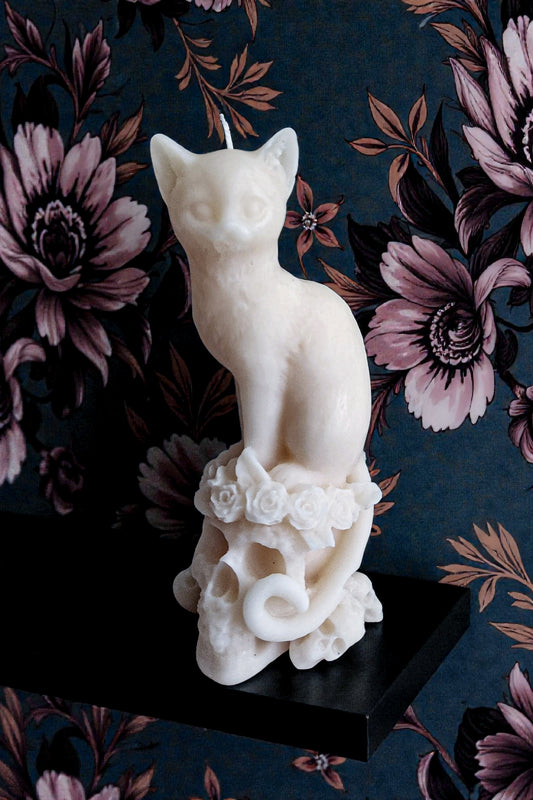 Queen of Nine Lives Candle