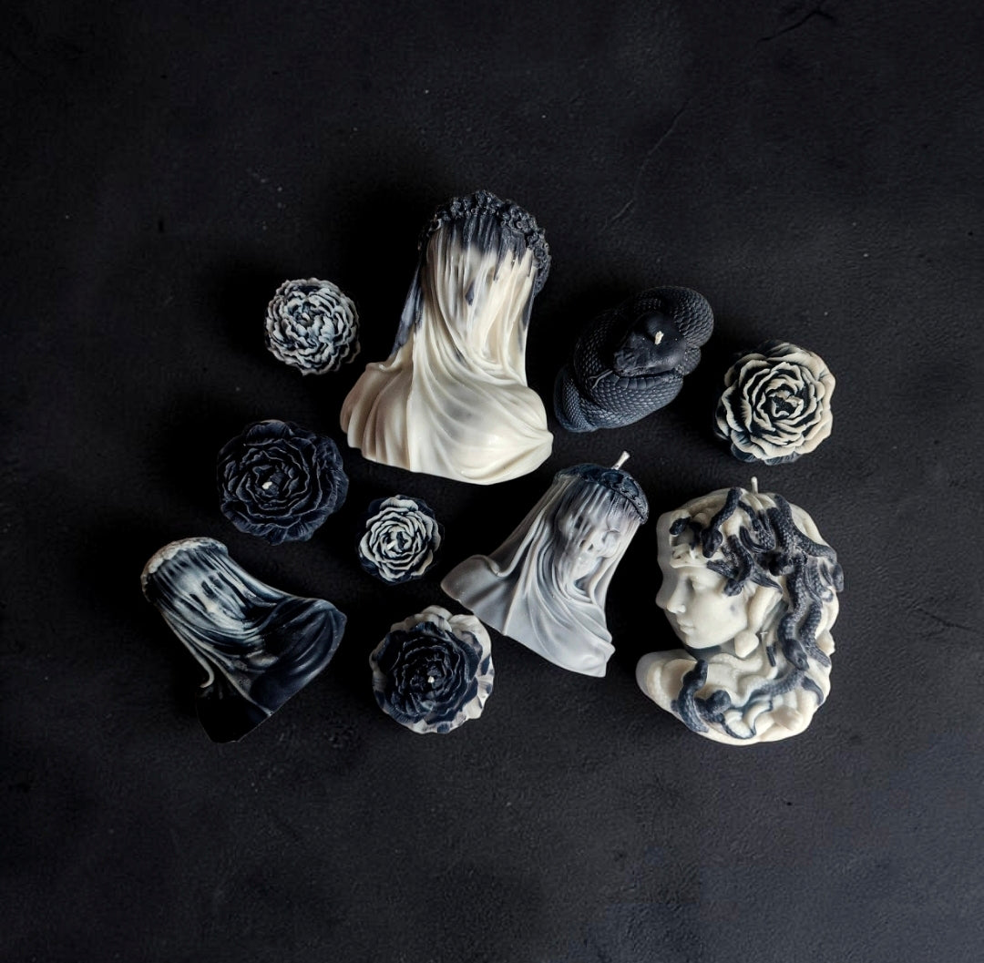 Midnight Peony in Bloom Candle