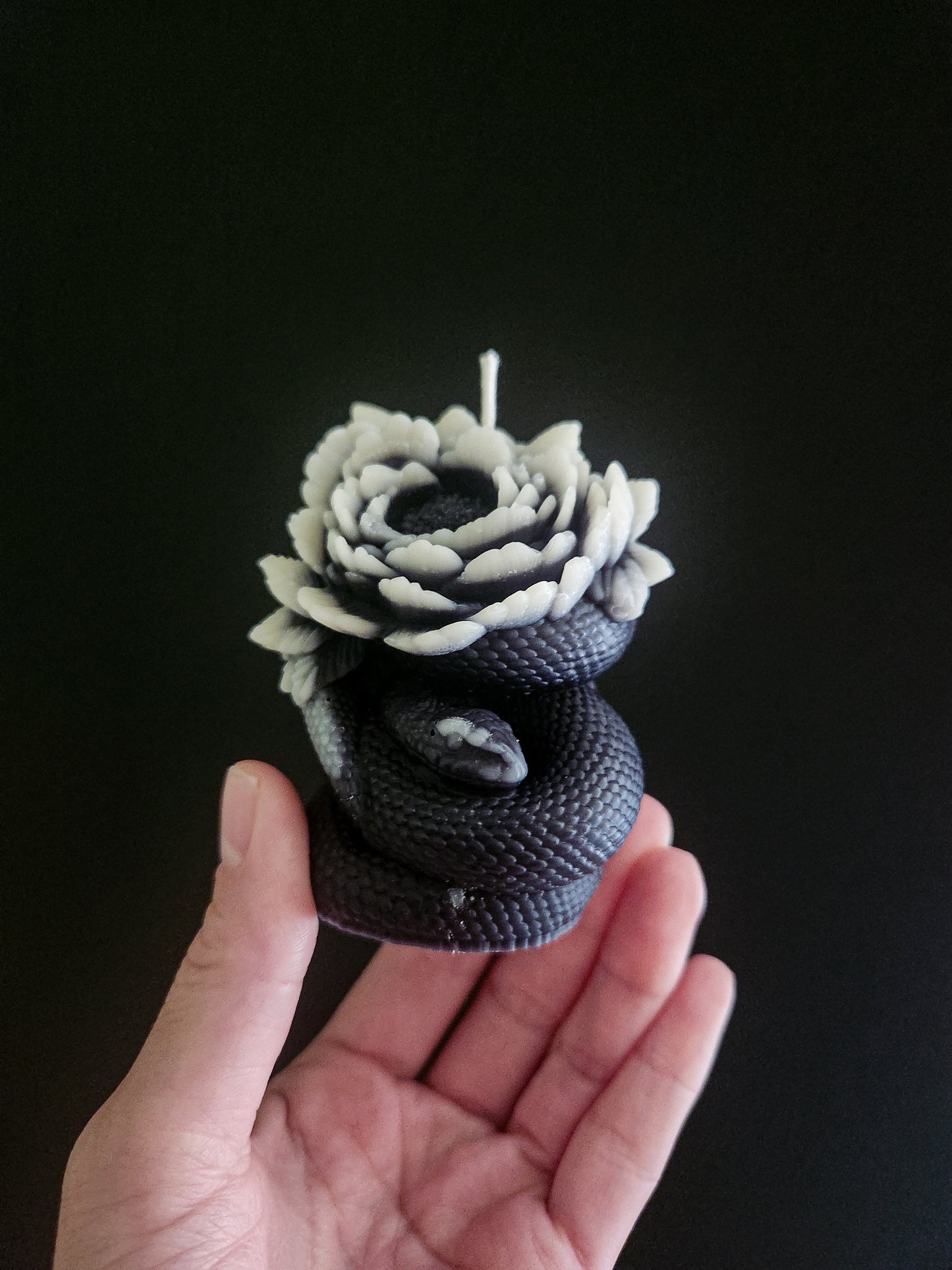 Camellia Venom Snake Candle