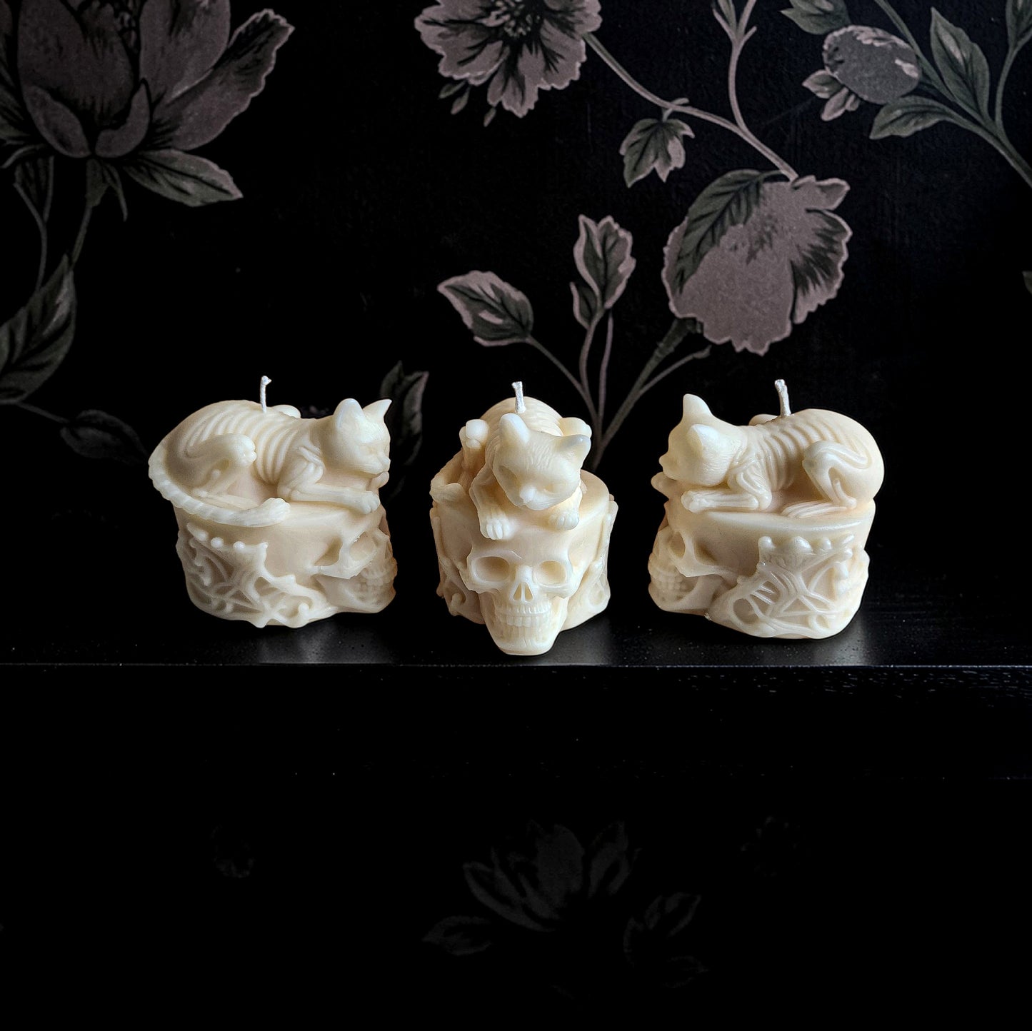 Memento Meowri Candle