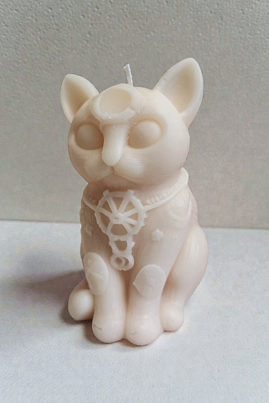 The Watchful Familiar Cat Candle