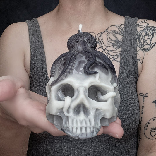 Phantom Tide Octopus Skull Candle