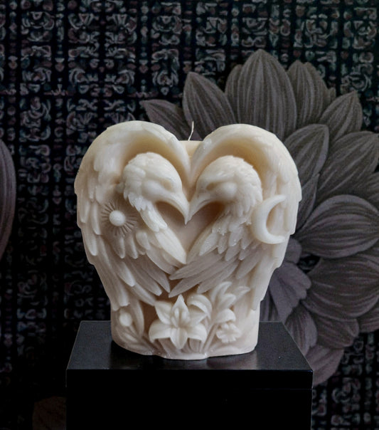 Kindred Shadows: Celestial Crows Candle