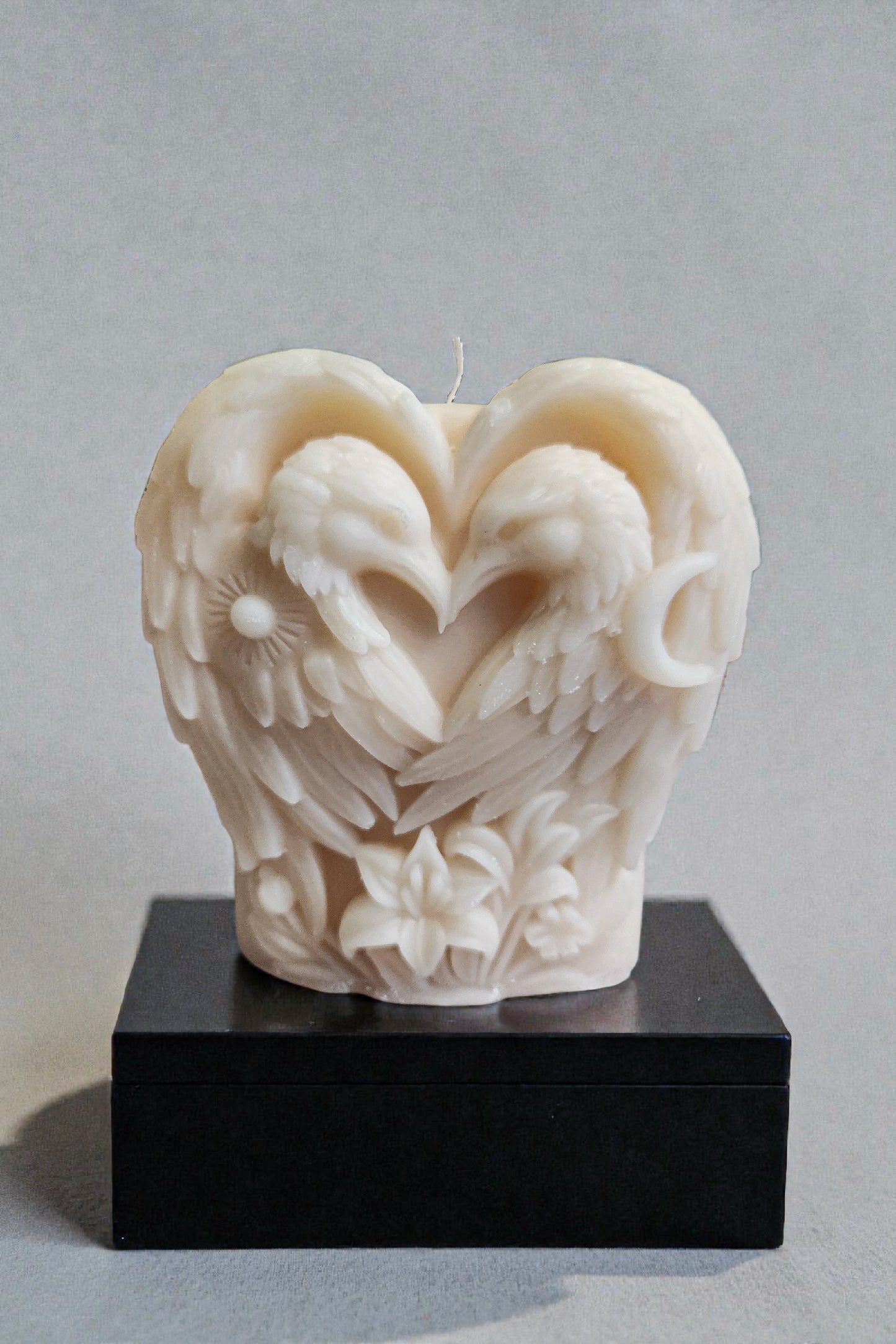 Kindred Shadows: Celestial Crows Candle
