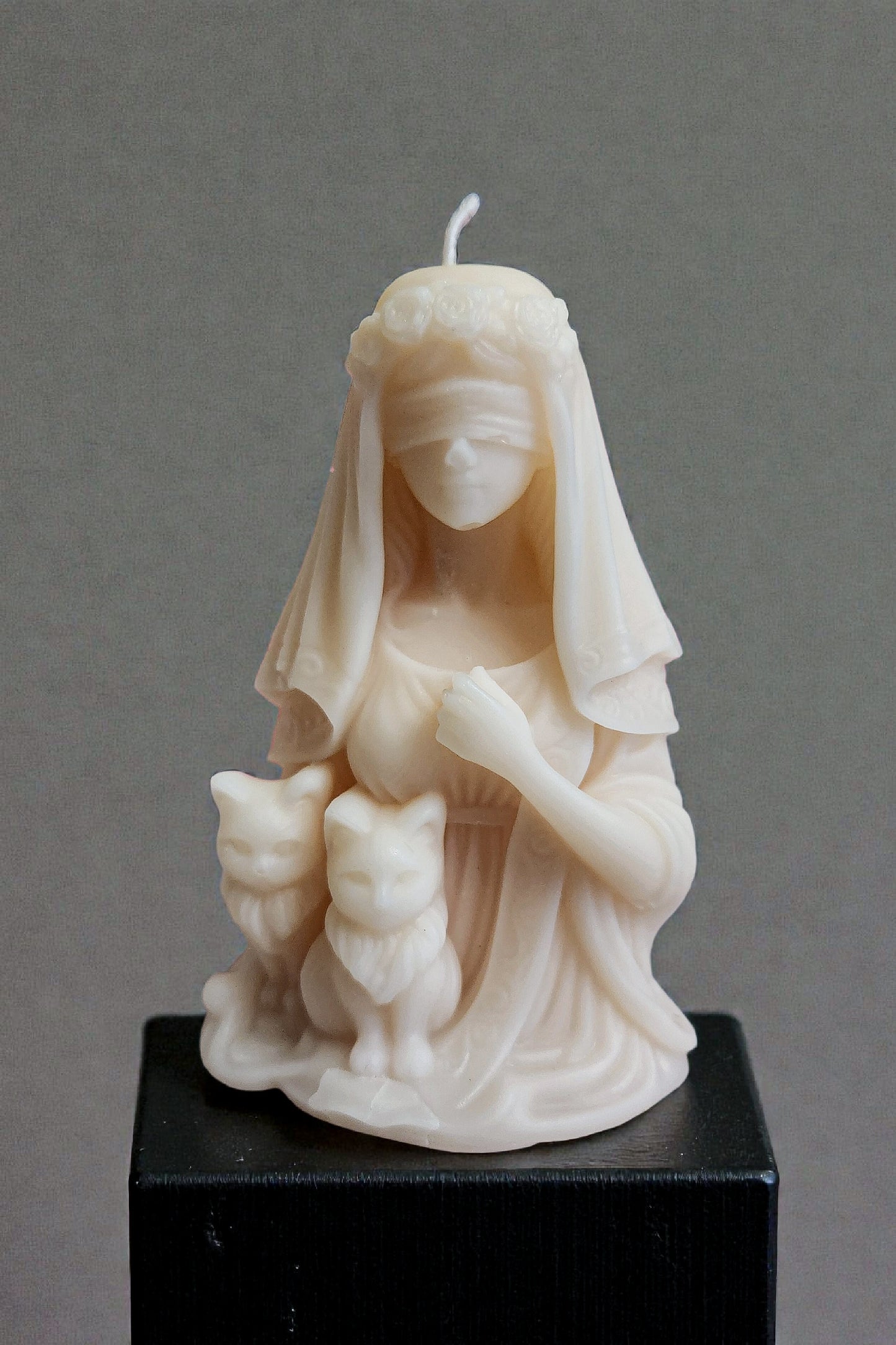 Veiled Guardian of Cats Candle